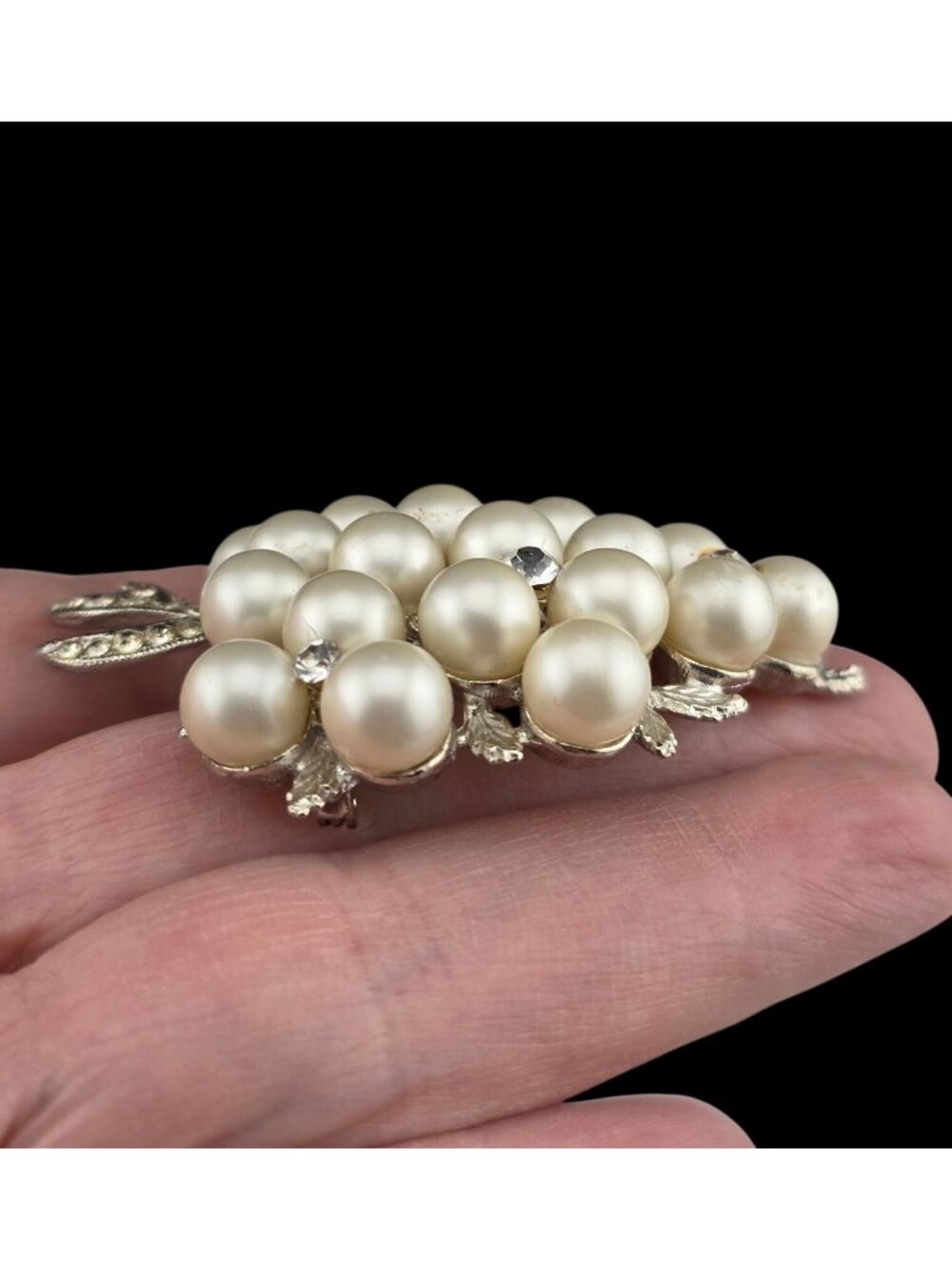Vintage Pearl & Rhinestone Christmas Tree Brooch Pin Silver Tone READ - Picture 5 of 6